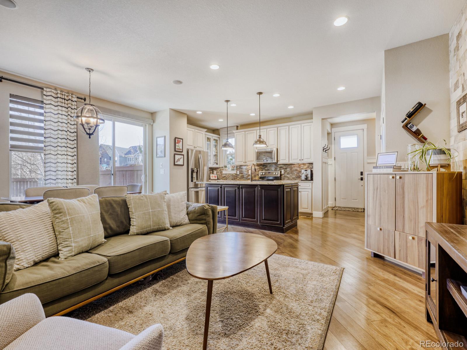MLS Image #10 for 8197 e 53rd drive ,denver, Colorado