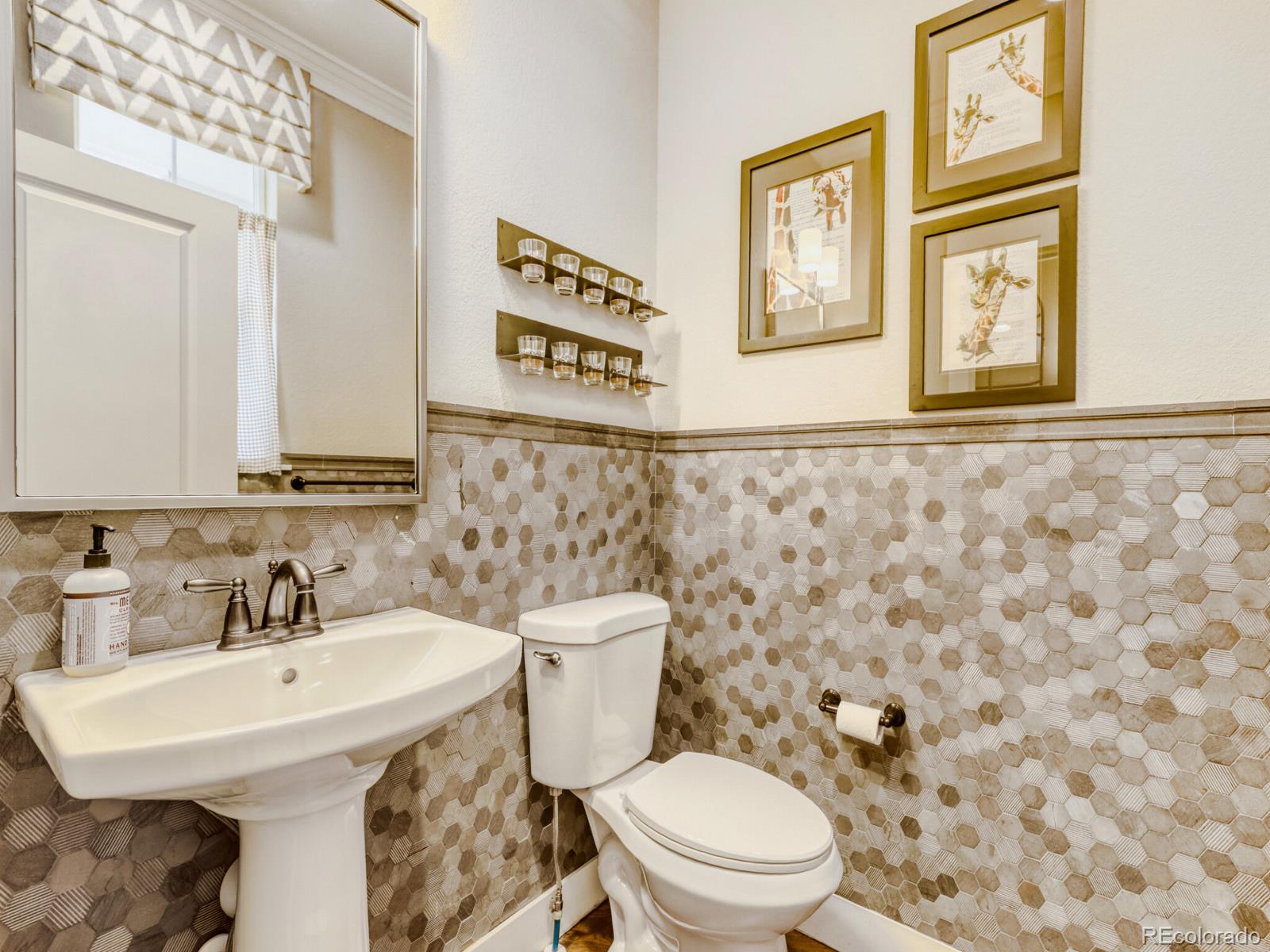 MLS Image #13 for 8197 e 53rd drive ,denver, Colorado