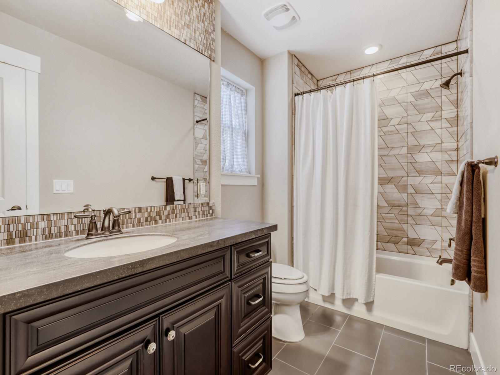 MLS Image #20 for 8197 e 53rd drive ,denver, Colorado