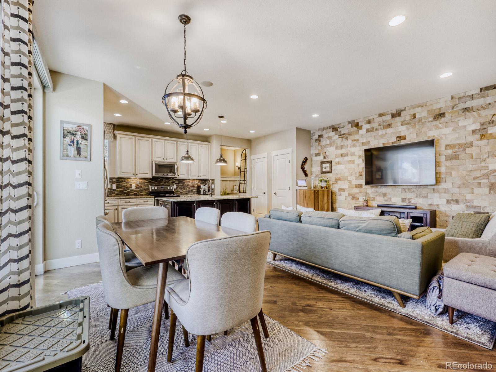 MLS Image #9 for 8197 e 53rd drive ,denver, Colorado