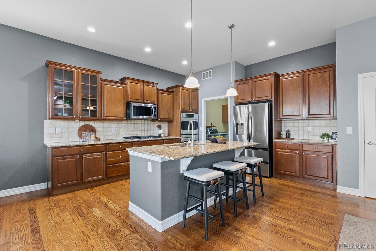 MLS Image #11 for 8275 s country club parkway,aurora, Colorado