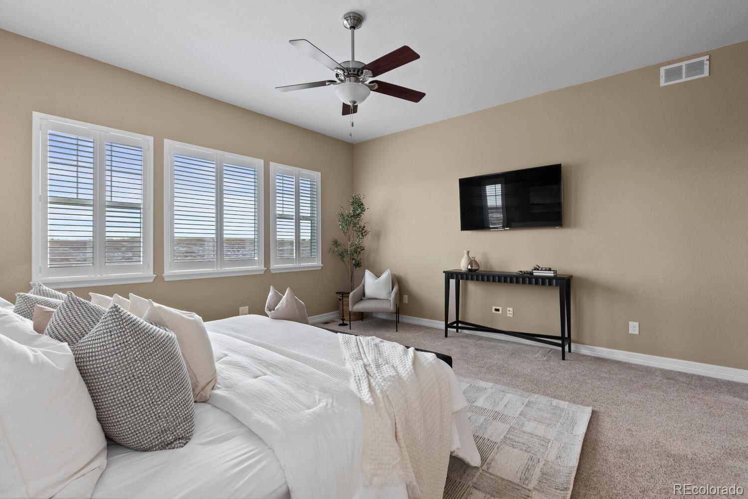 MLS Image #15 for 8275 s country club parkway,aurora, Colorado