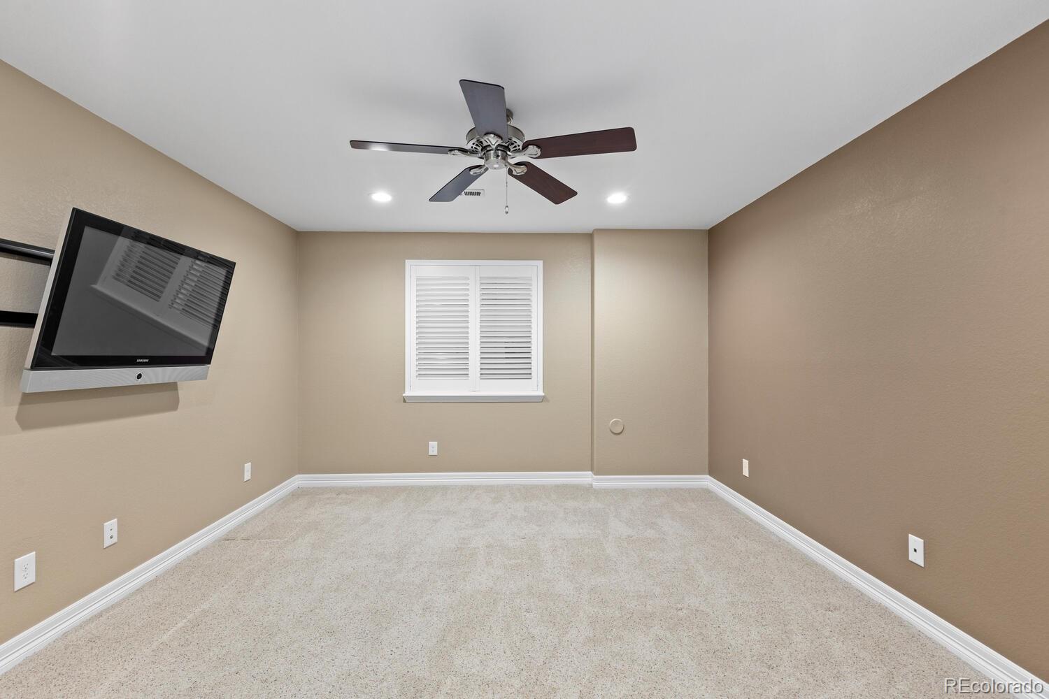MLS Image #21 for 8275 s country club parkway,aurora, Colorado