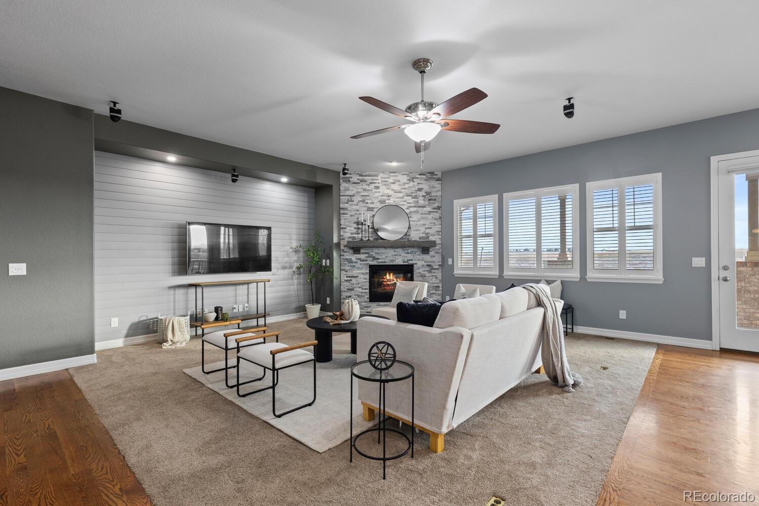 MLS Image #3 for 8275 s country club parkway,aurora, Colorado
