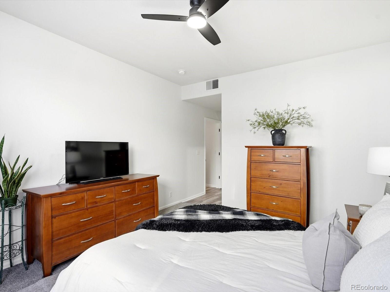 MLS Image #16 for 8500 e jefferson avenue,denver, Colorado