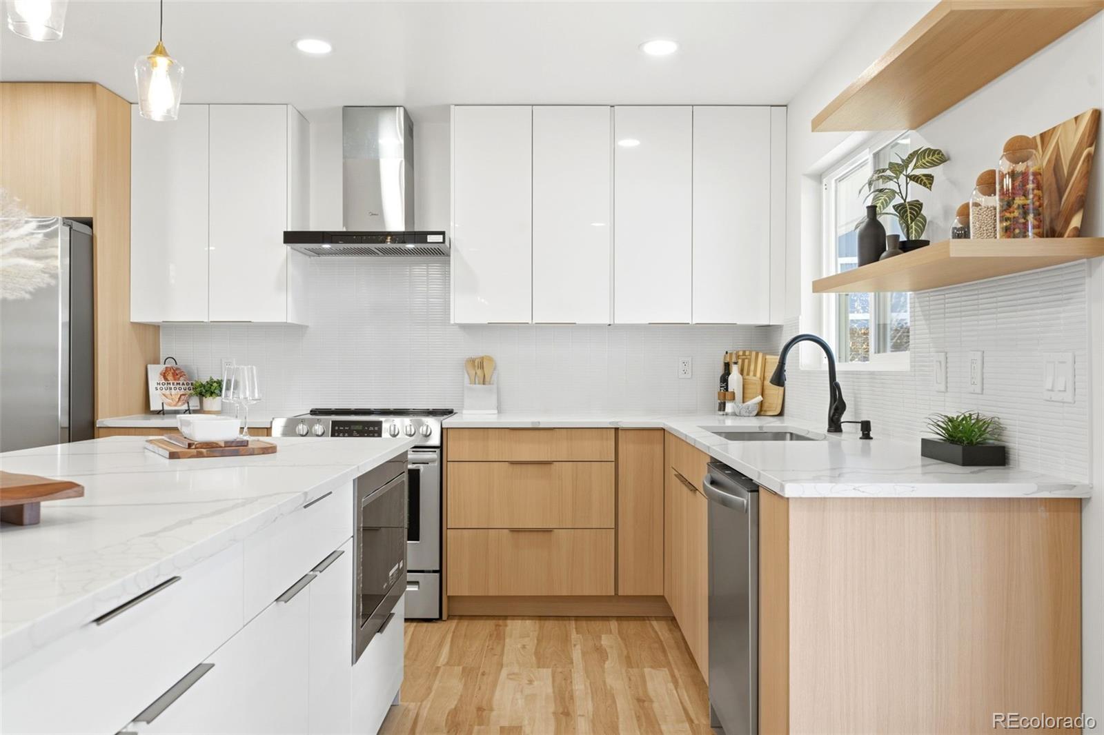 MLS Image #6 for 1851 s youngfield court,lakewood, Colorado