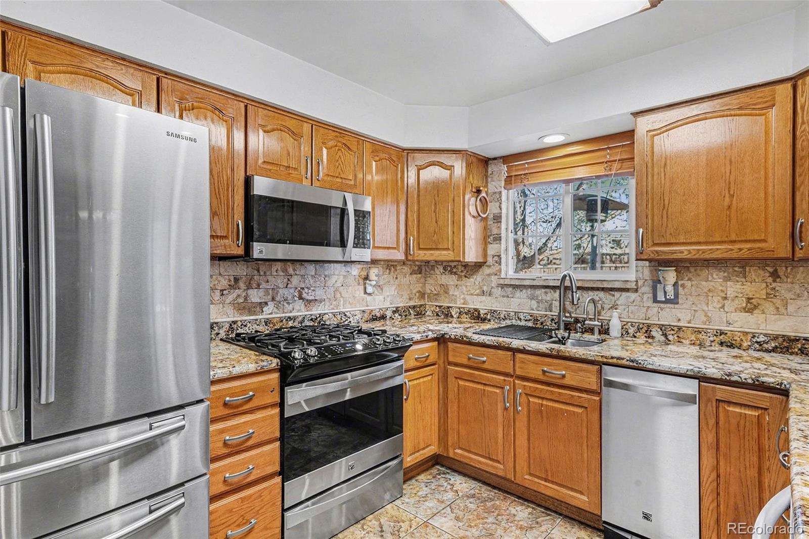 MLS Image #3 for 5118 s pagosa street,centennial, Colorado