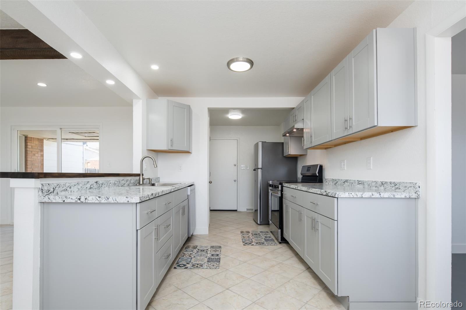 MLS Image #12 for 8771  essex street,denver, Colorado