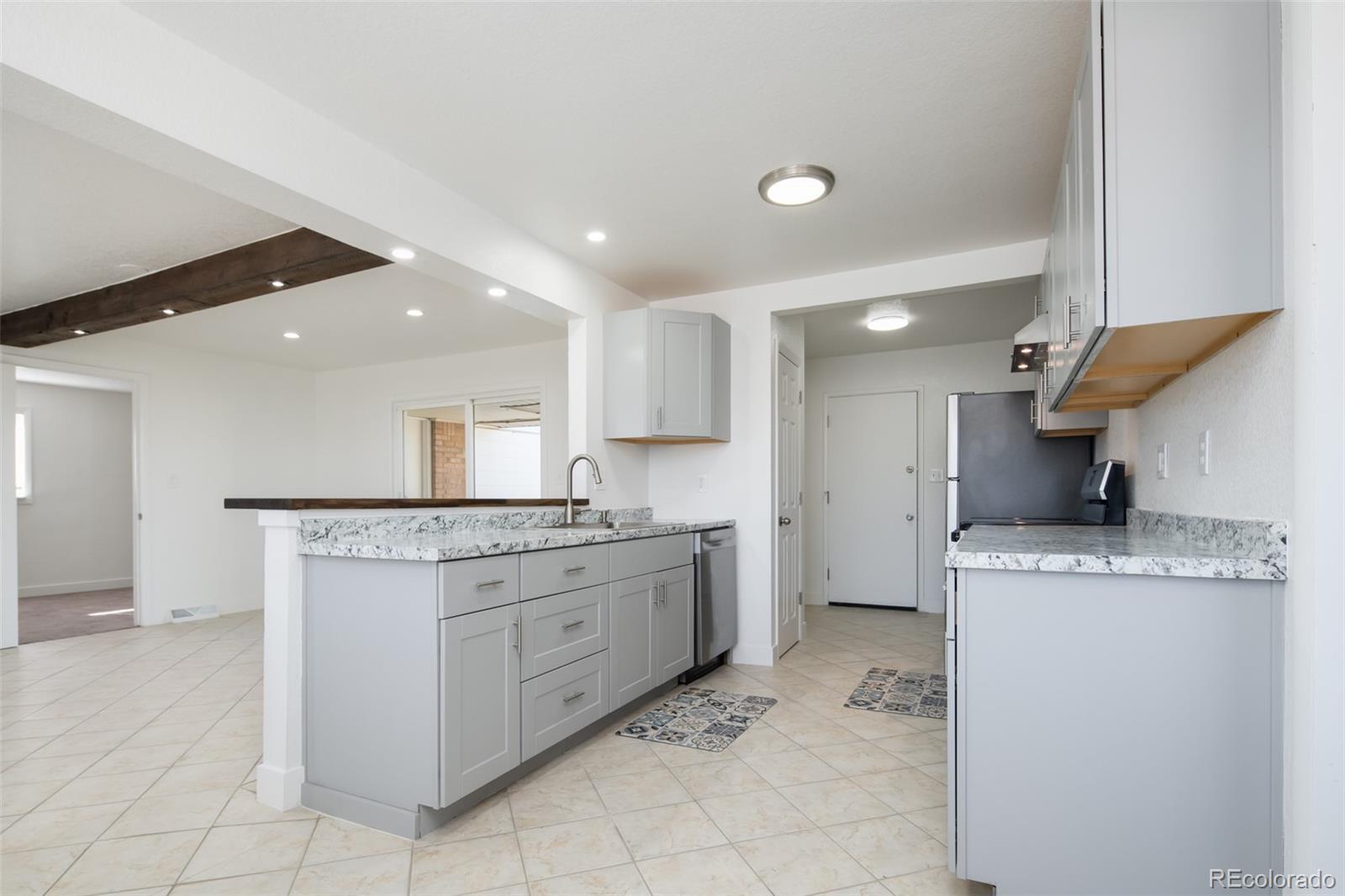 MLS Image #13 for 8771  essex street,denver, Colorado