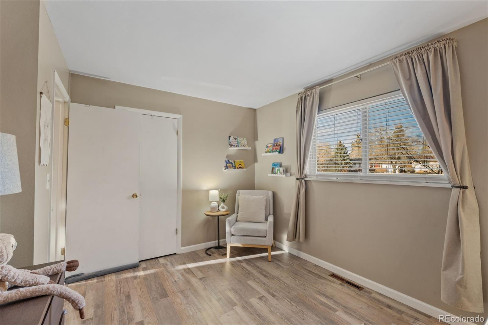 MLS Image #14 for 4665 s splendid circle,colorado springs, Colorado