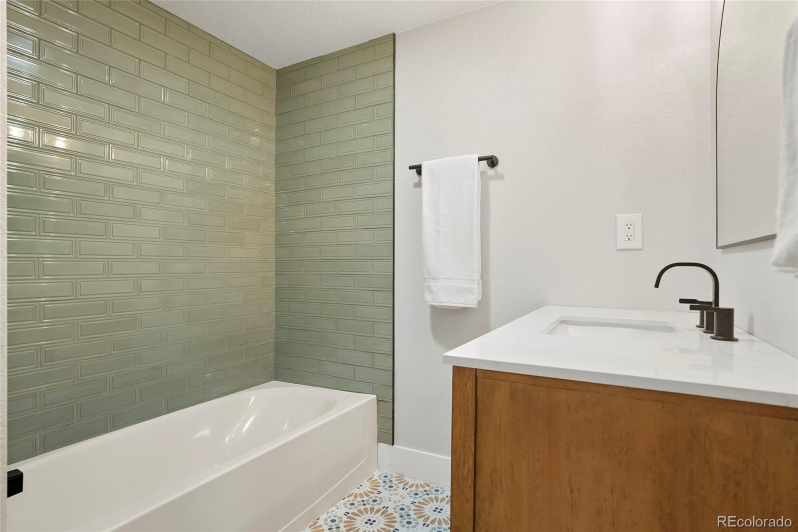 MLS Image #32 for 7310 s sheridan court,littleton, Colorado