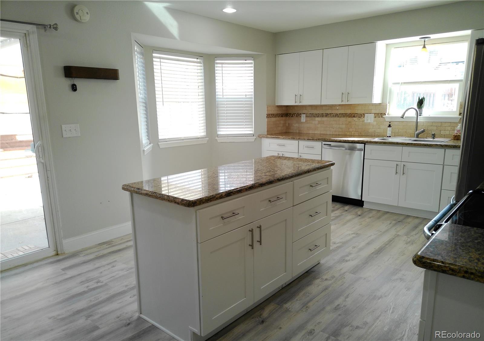 MLS Image #12 for 2630  kenton green court,colorado springs, Colorado