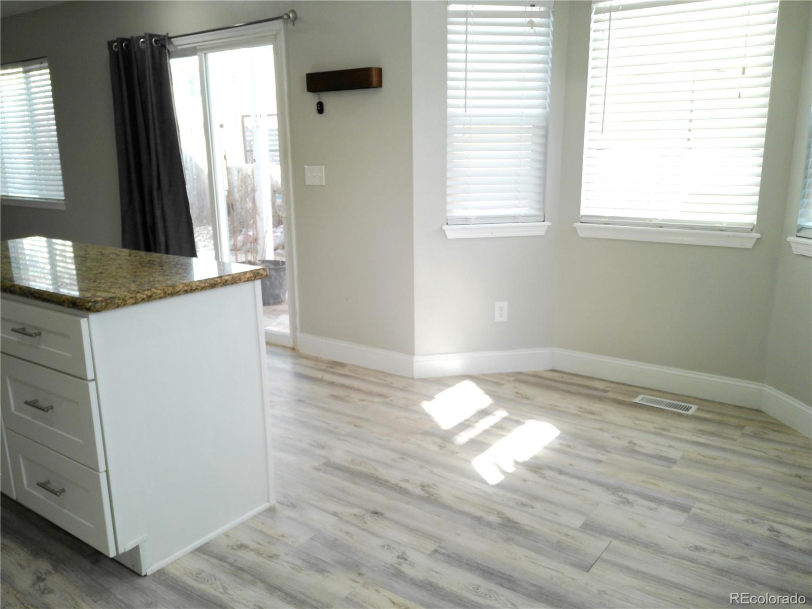 MLS Image #14 for 2630  kenton green court,colorado springs, Colorado
