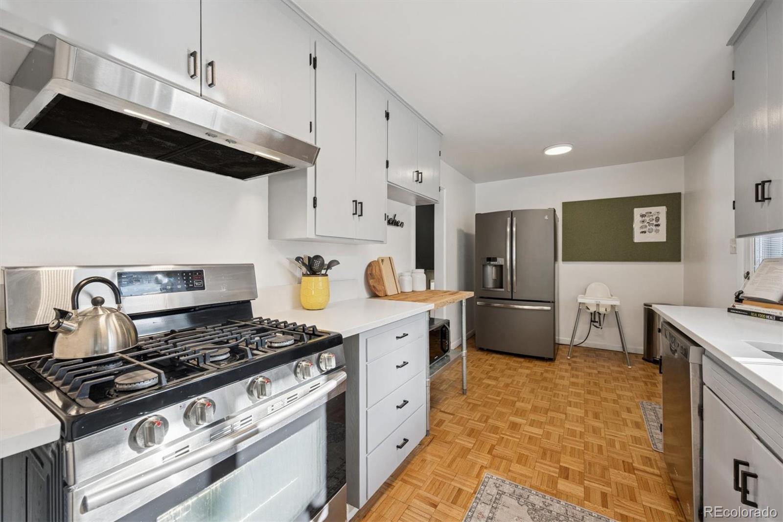 MLS Image #12 for 1564 s ivy street,denver, Colorado
