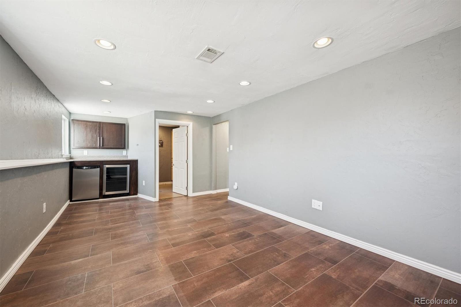 MLS Image #25 for 1564 s ivy street,denver, Colorado