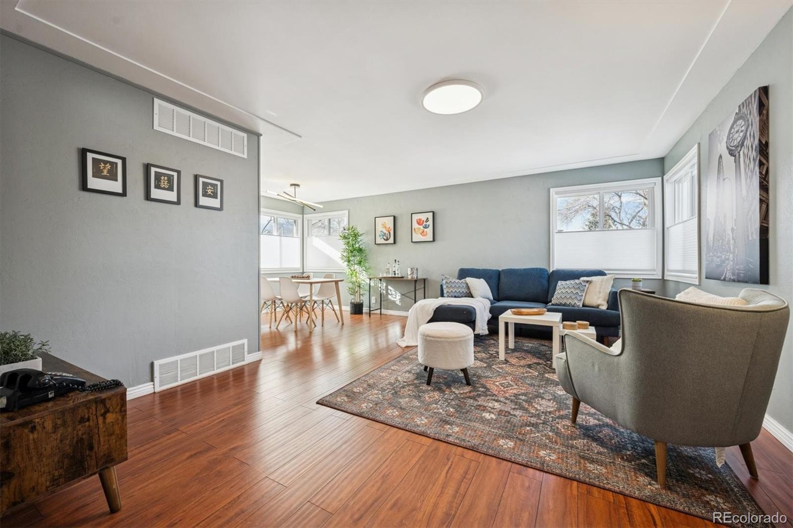 MLS Image #4 for 1564 s ivy street,denver, Colorado