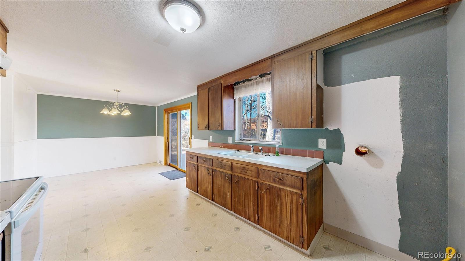 MLS Image #12 for 909 e 9th avenue,broomfield, Colorado