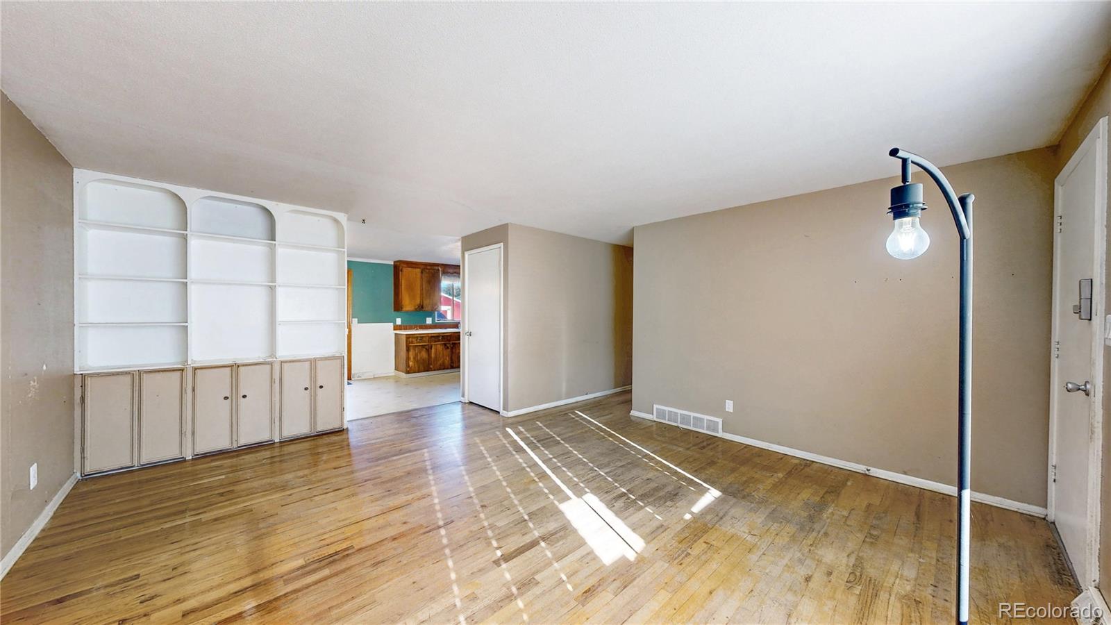 MLS Image #4 for 909 e 9th avenue,broomfield, Colorado