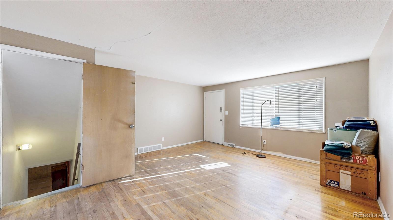 MLS Image #6 for 909 e 9th avenue,broomfield, Colorado