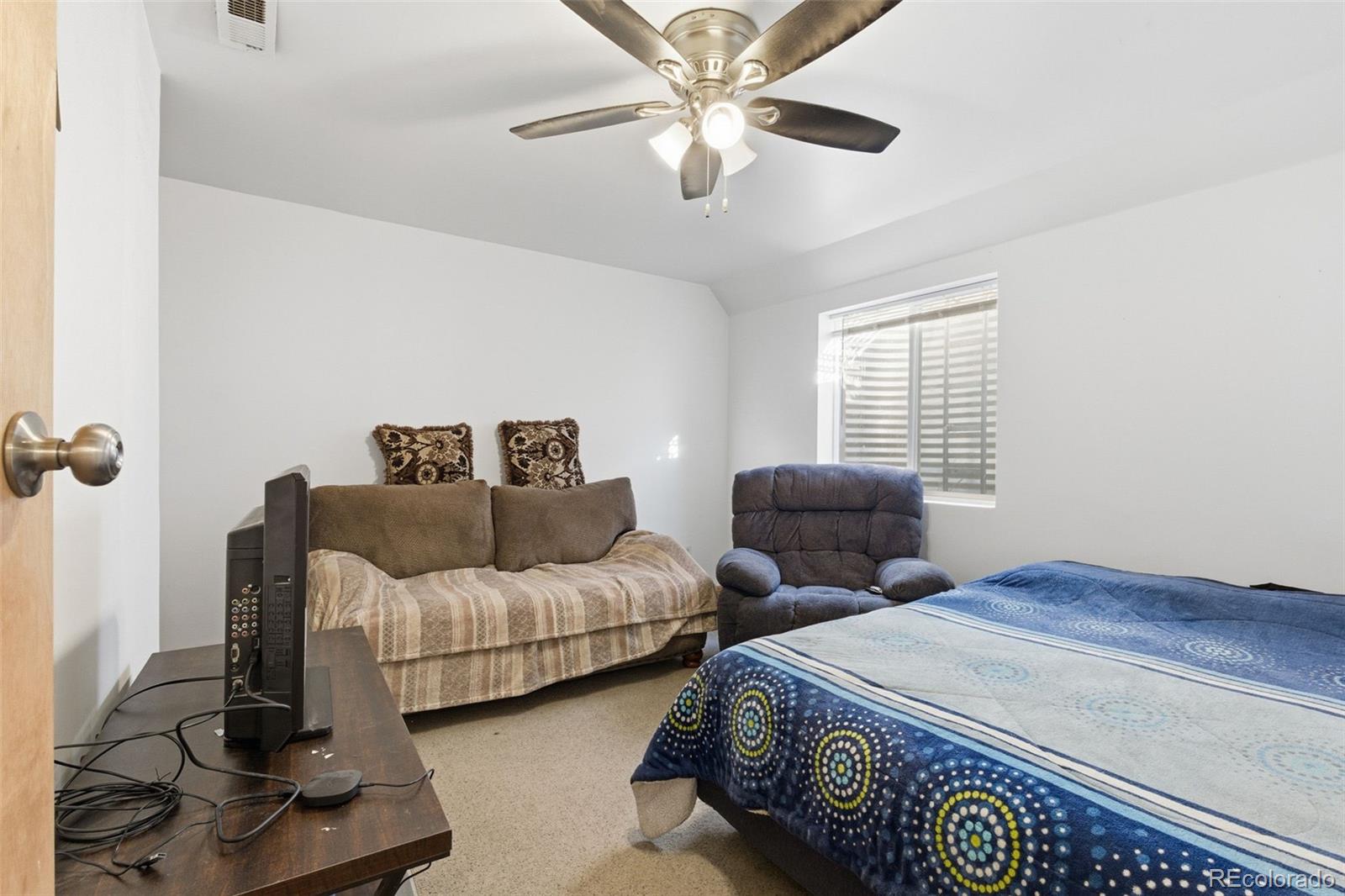 MLS Image #11 for 921 e 24th street road,greeley, Colorado