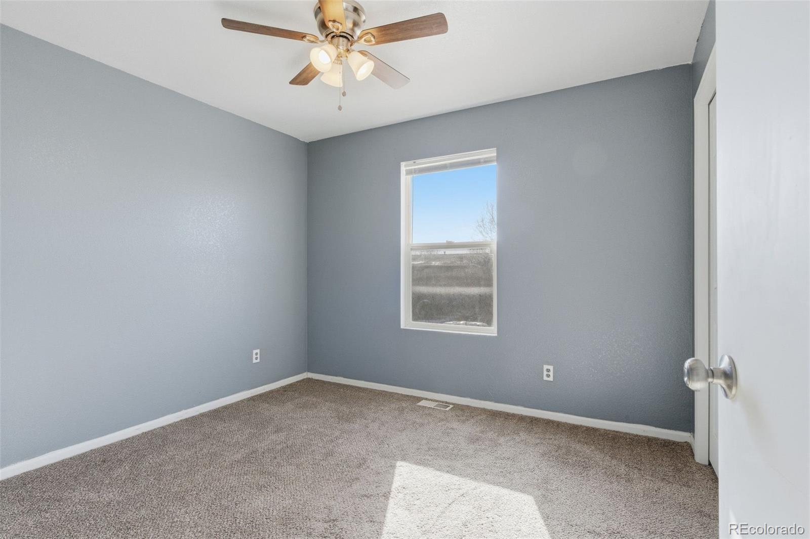 MLS Image #15 for 921 e 24th street road,greeley, Colorado
