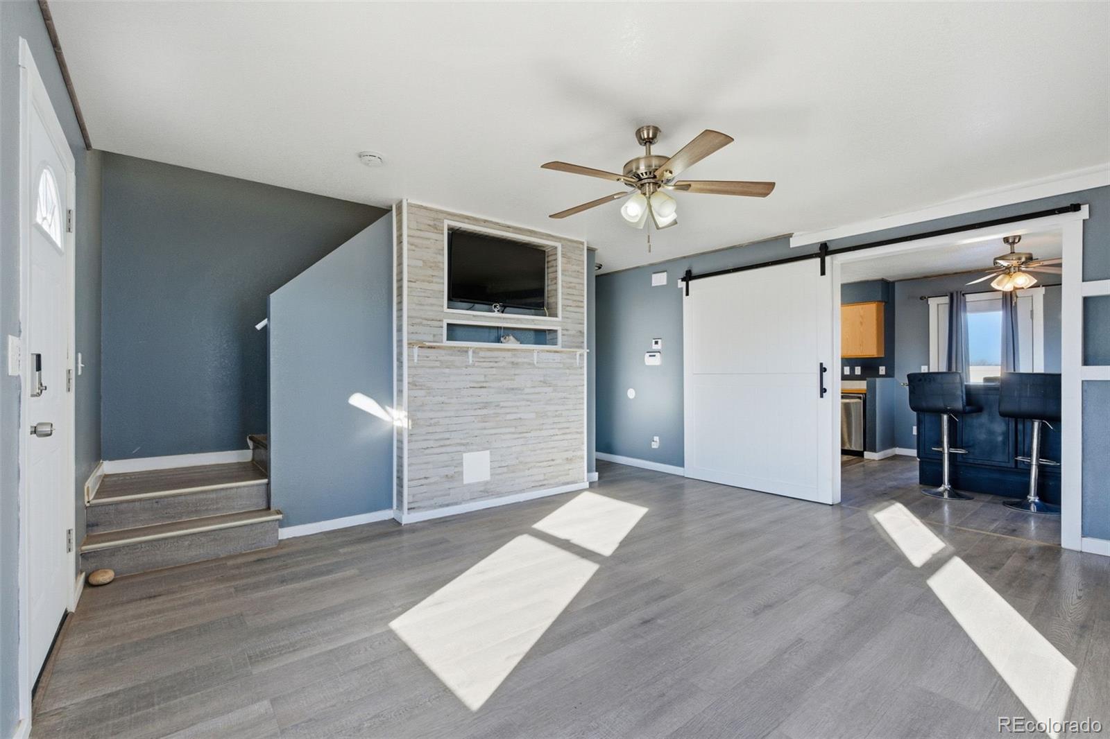 MLS Image #3 for 921 e 24th street road,greeley, Colorado