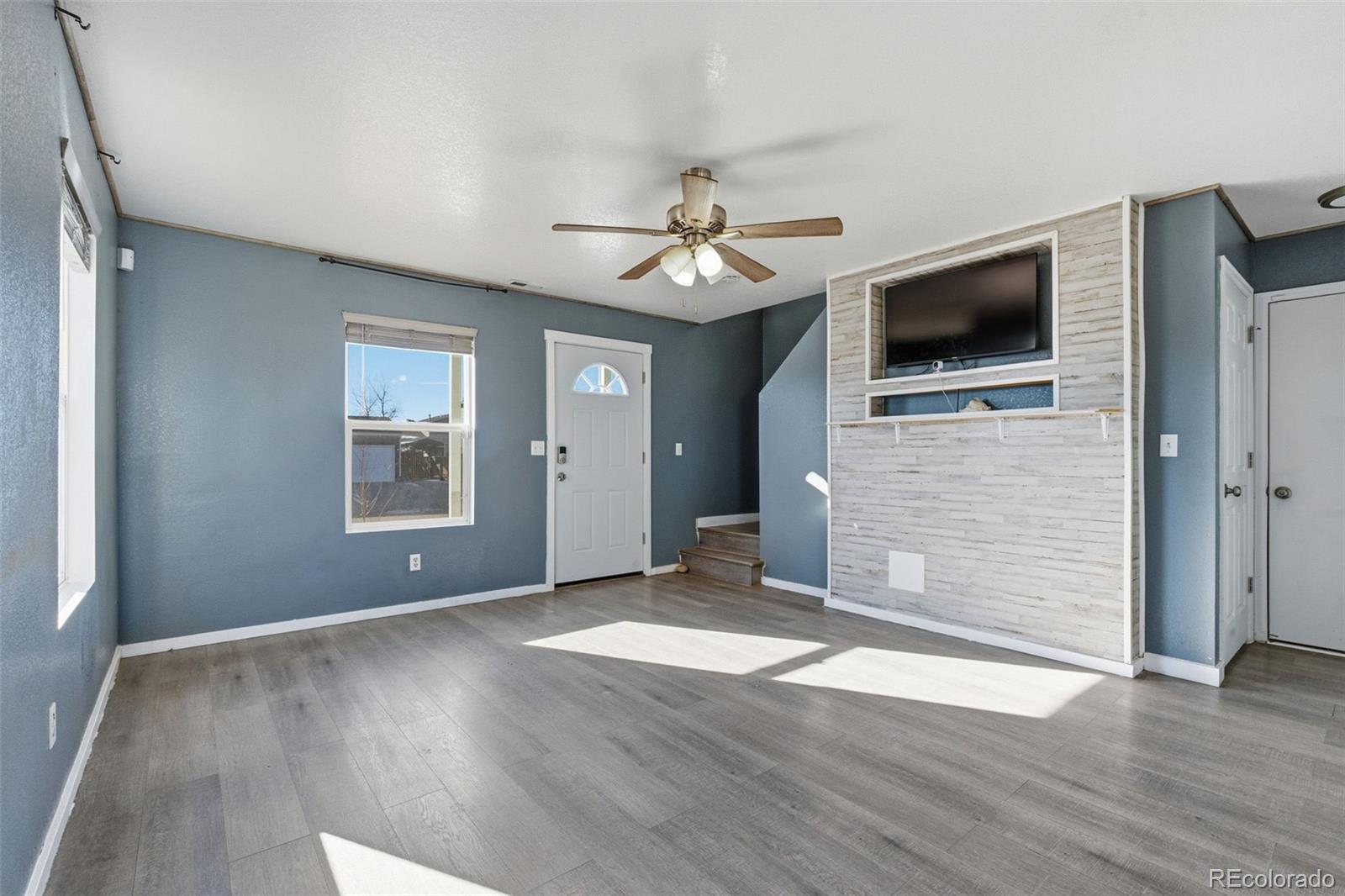MLS Image #4 for 921 e 24th street road,greeley, Colorado