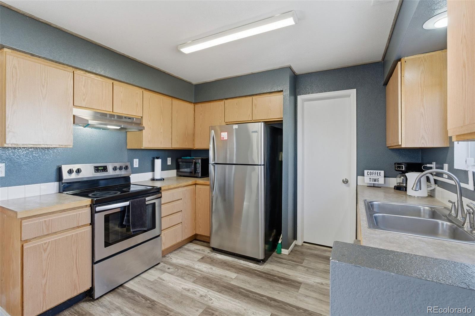 MLS Image #6 for 921 e 24th street road,greeley, Colorado