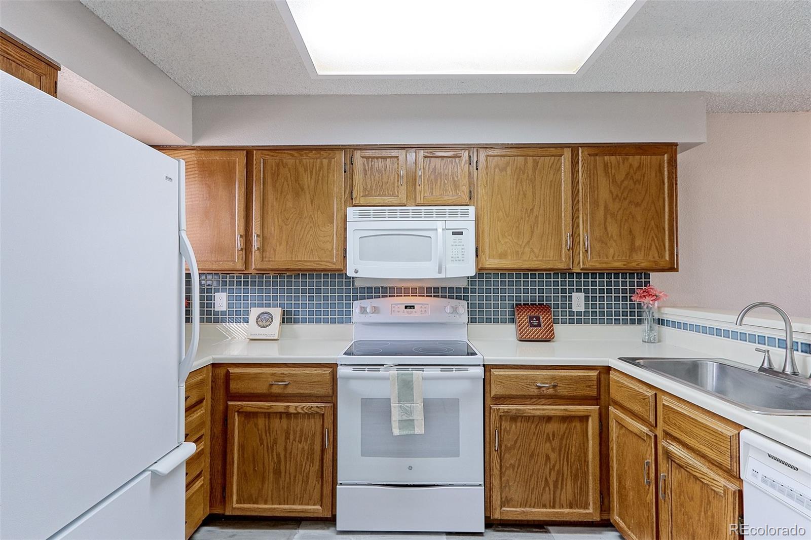 MLS Image #7 for 8775 w cornell avenue,lakewood, Colorado