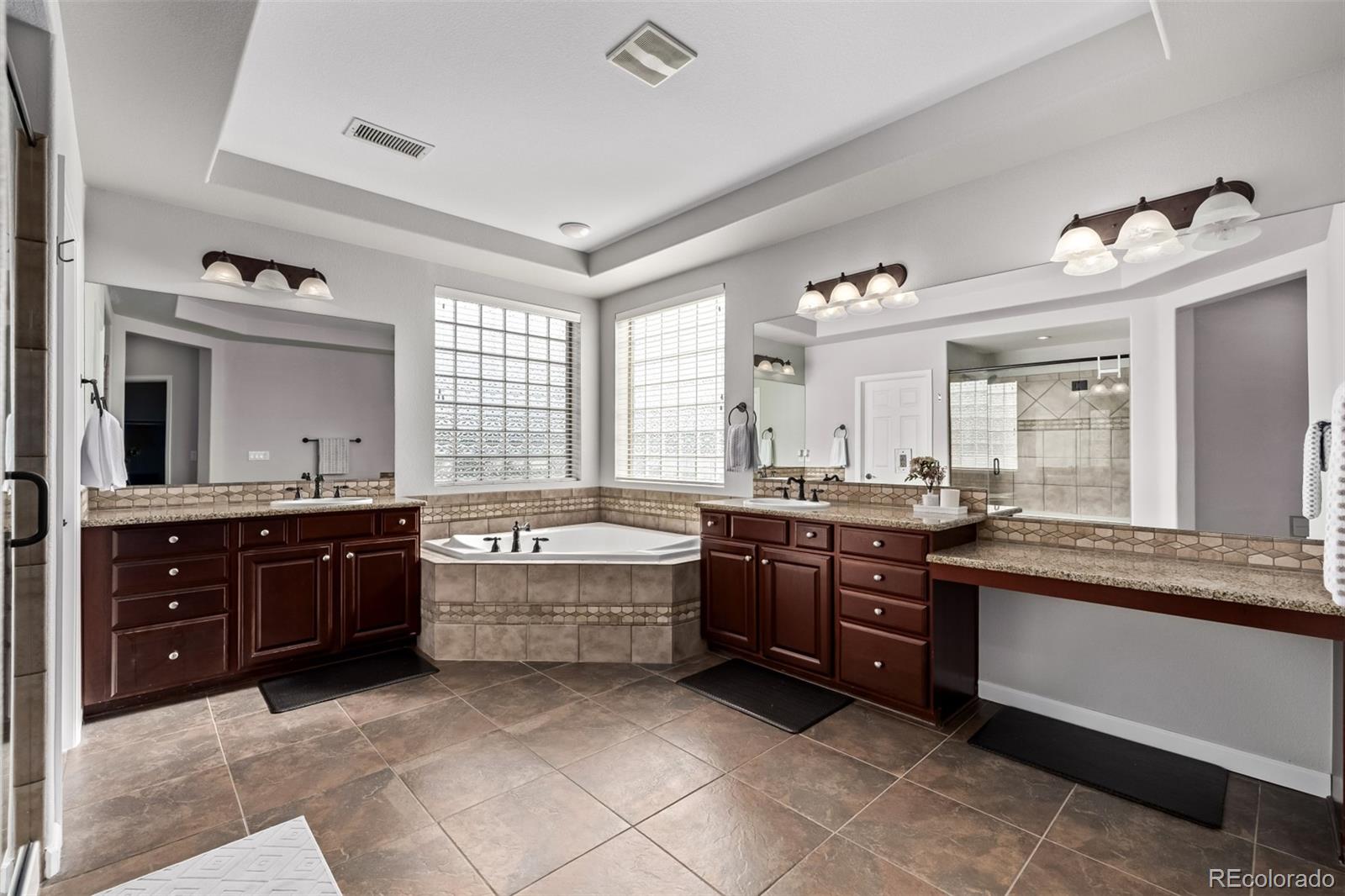 MLS Image #18 for 25631 e indore drive,aurora, Colorado