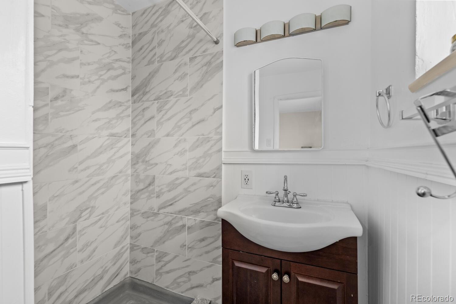 MLS Image #18 for 3106 s wolff street,denver, Colorado