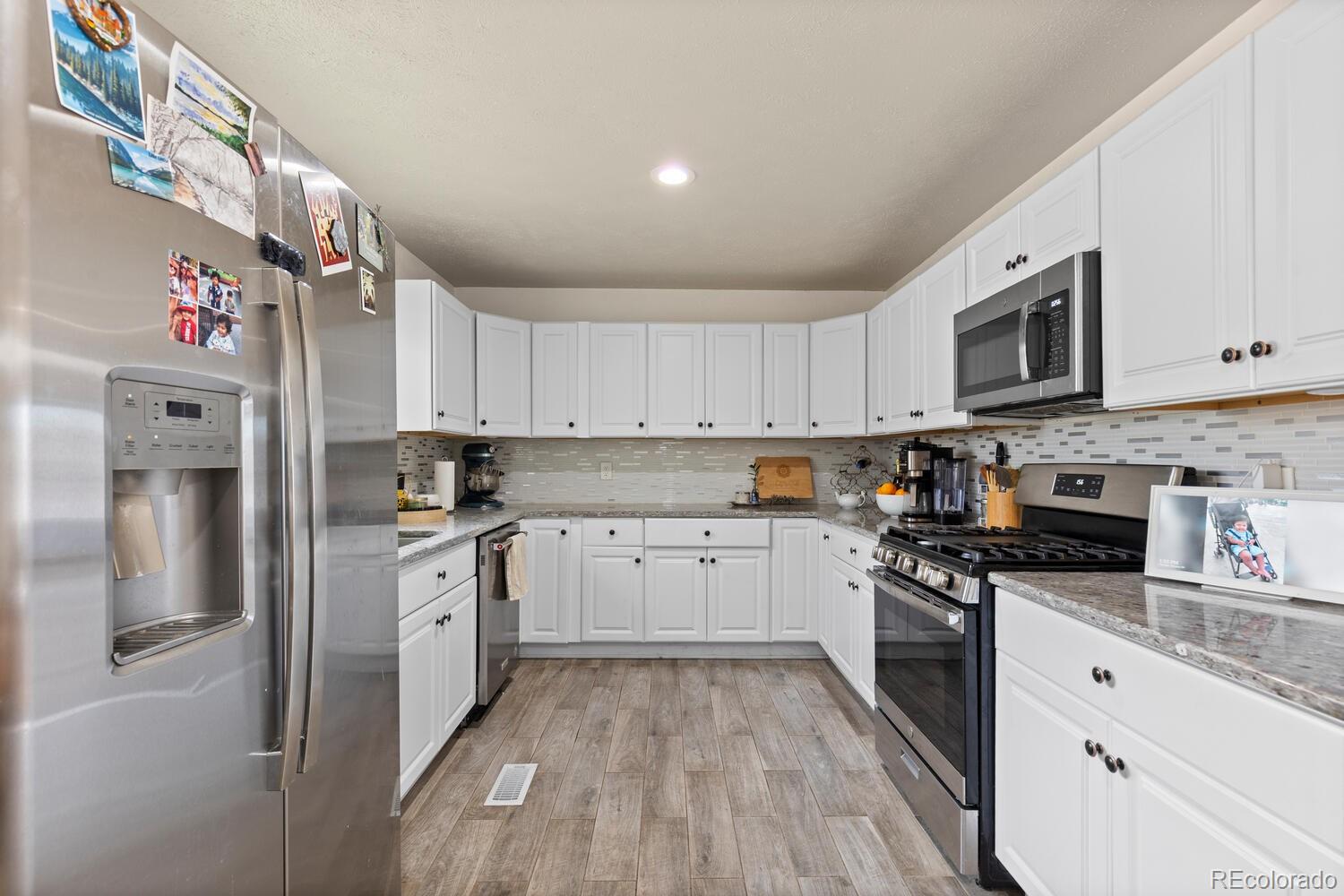 MLS Image #6 for 3106 s wolff street,denver, Colorado