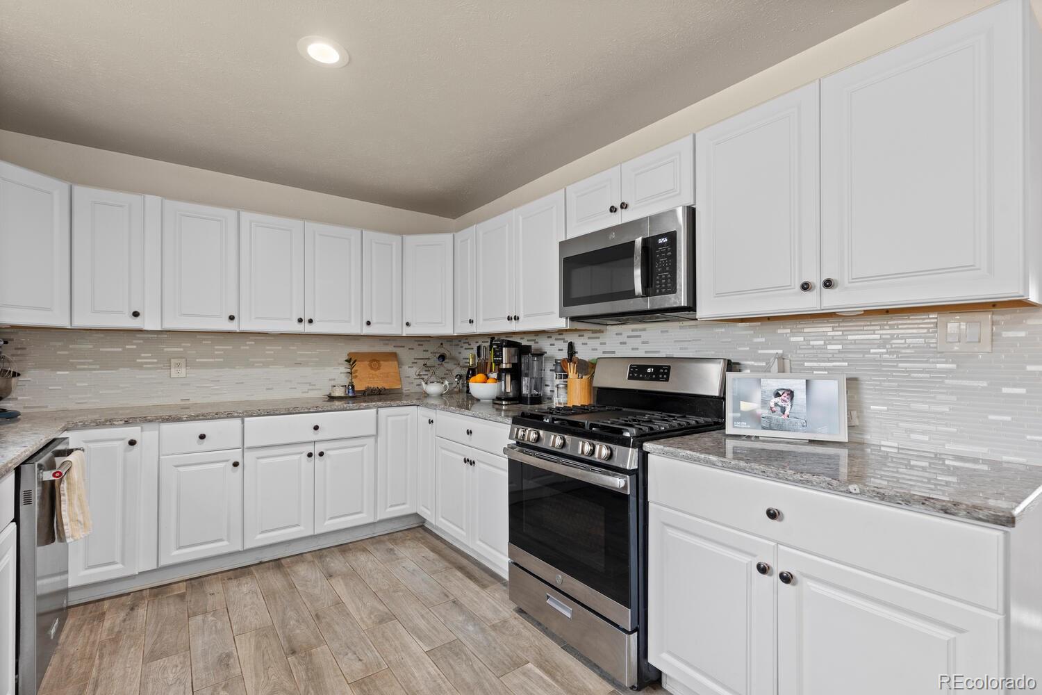MLS Image #8 for 3106 s wolff street,denver, Colorado