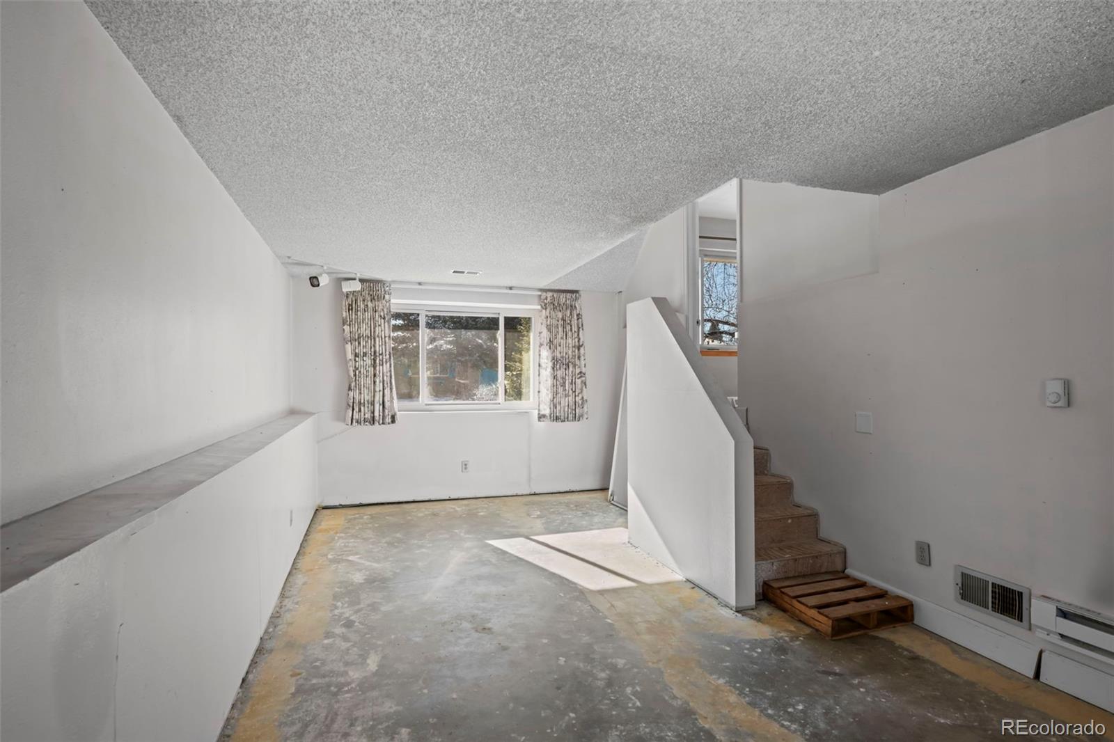 MLS Image #15 for 8213  adams way,denver, Colorado