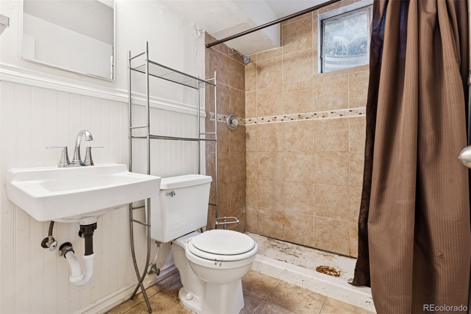 MLS Image #19 for 1951 s dahlia street,denver, Colorado
