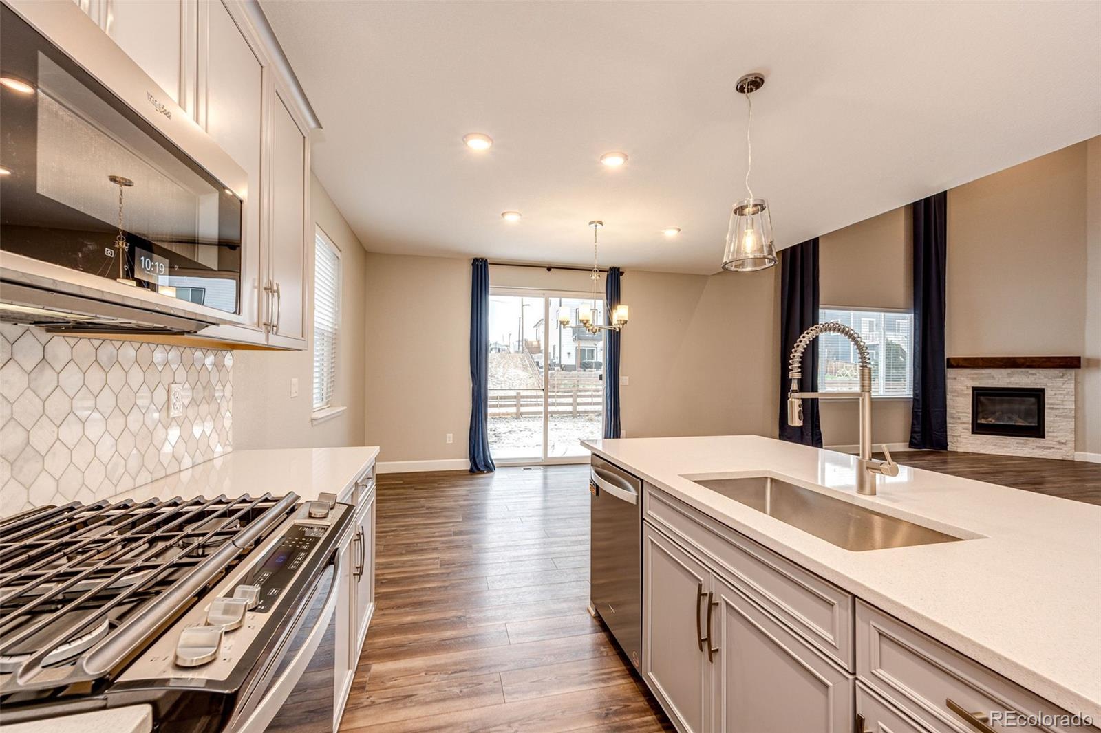 MLS Image #12 for 379  silver rock trail,castle rock, Colorado