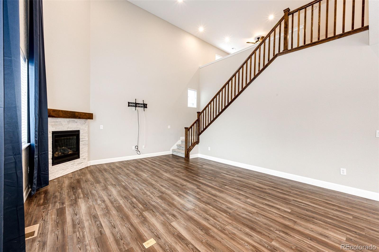 MLS Image #16 for 379  silver rock trail,castle rock, Colorado