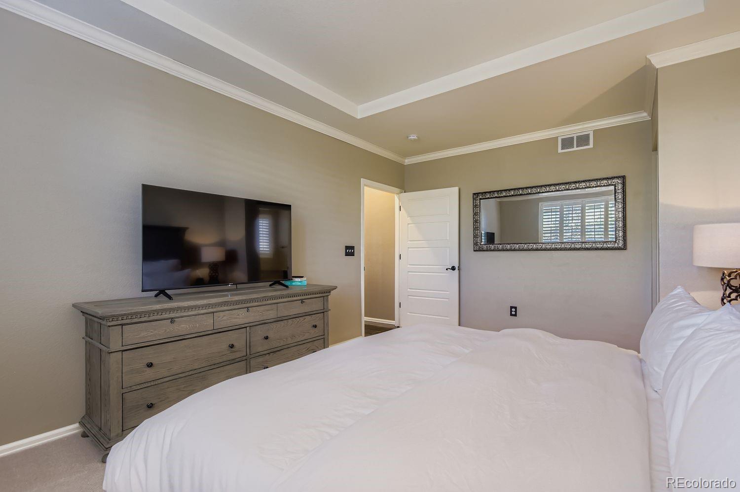 MLS Image #17 for 25481 e 2nd place,aurora, Colorado