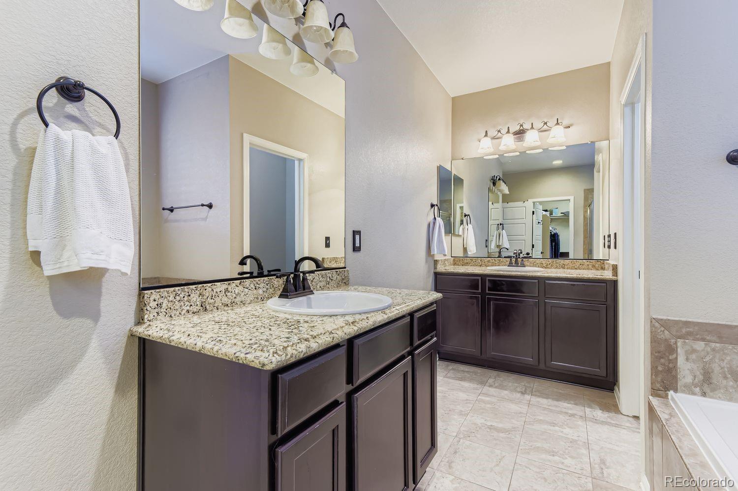 MLS Image #19 for 25481 e 2nd place,aurora, Colorado