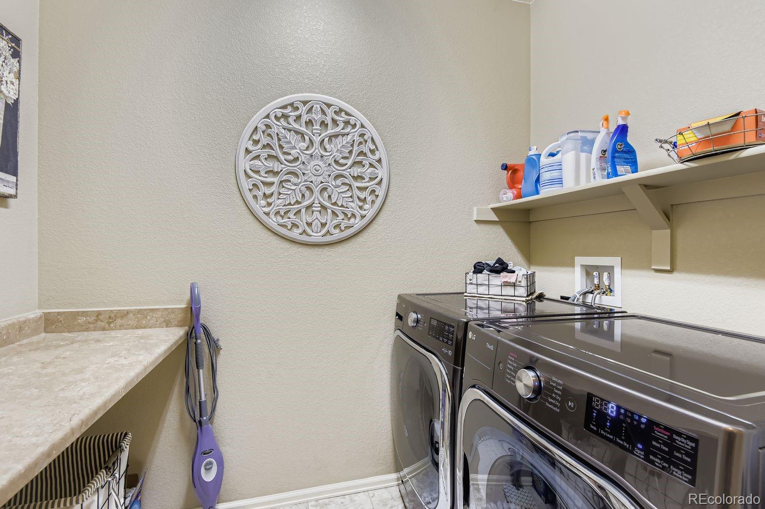 MLS Image #31 for 25481 e 2nd place,aurora, Colorado