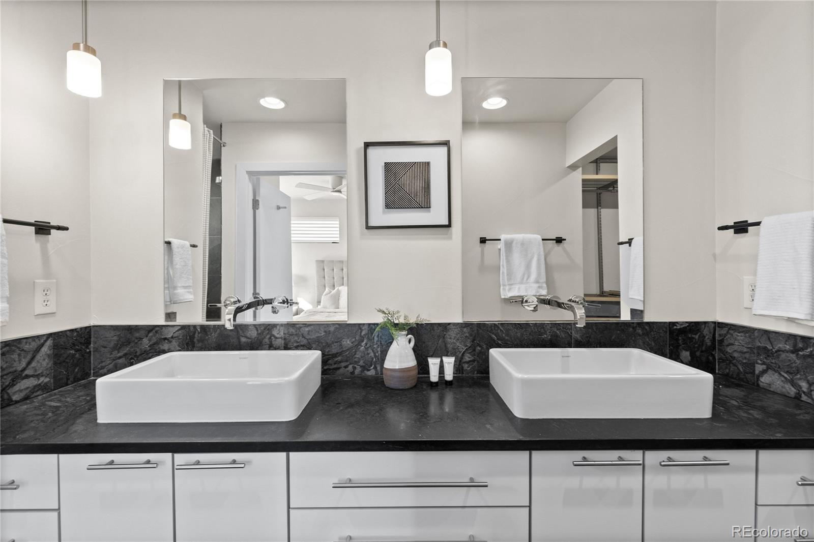 MLS Image #11 for 1822 w 33rd avenue 103,denver, Colorado