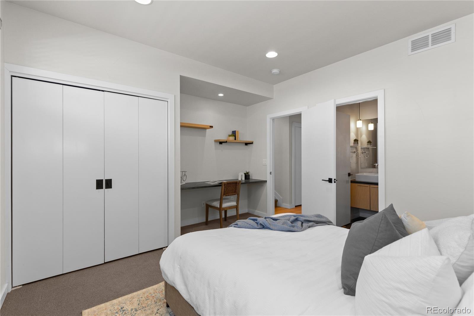 MLS Image #17 for 1822 w 33rd avenue 103,denver, Colorado