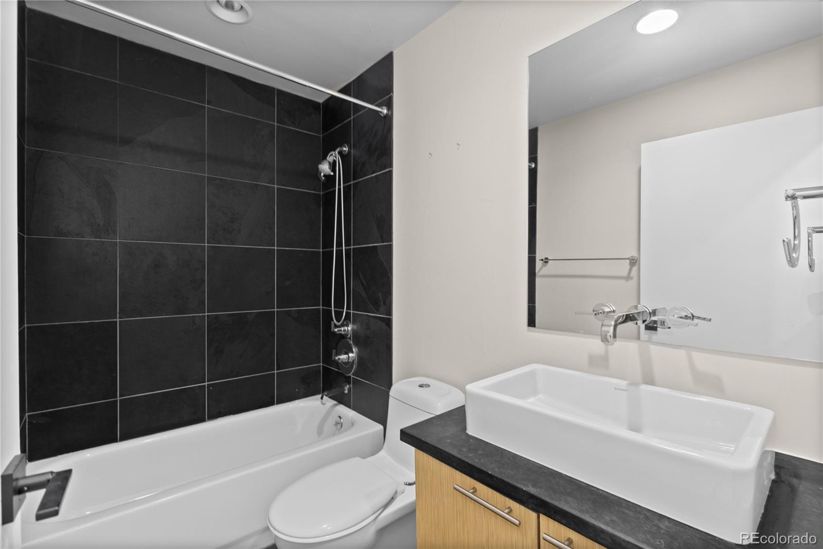 MLS Image #23 for 1822 w 33rd avenue 103,denver, Colorado