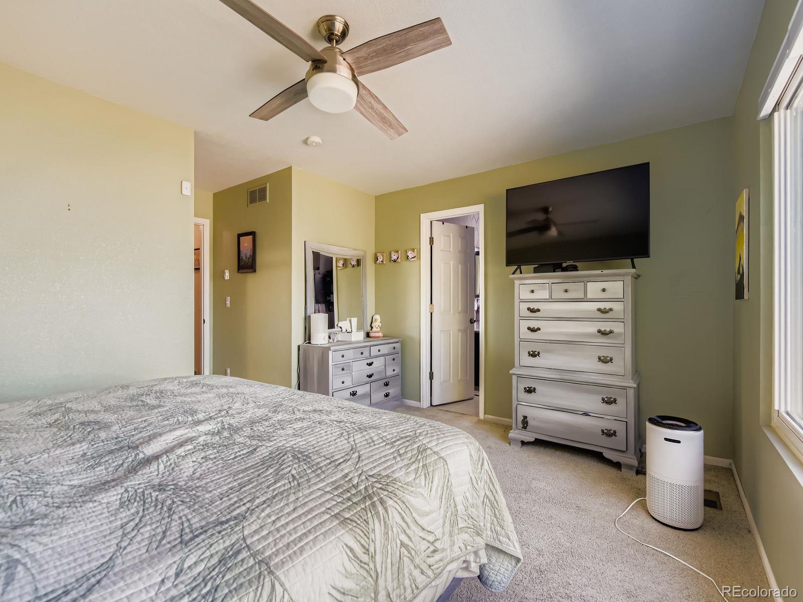 MLS Image #13 for 19003 e harvard drive,aurora, Colorado