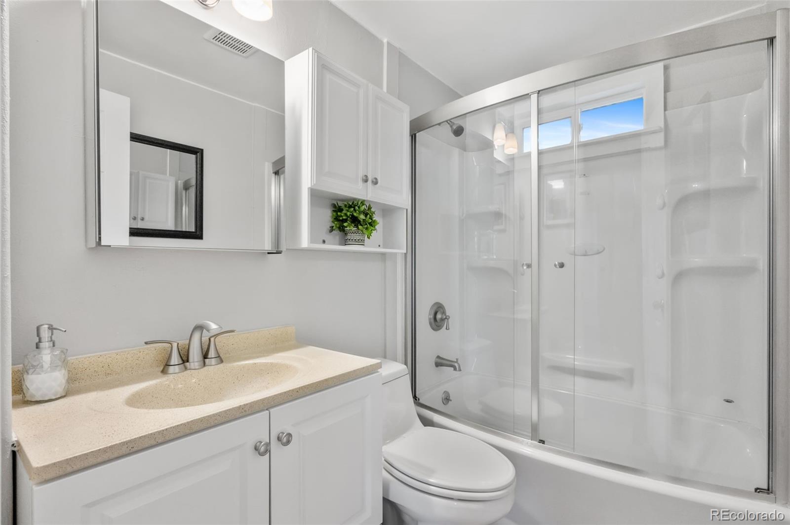 MLS Image #14 for 4901  bryant street,denver, Colorado