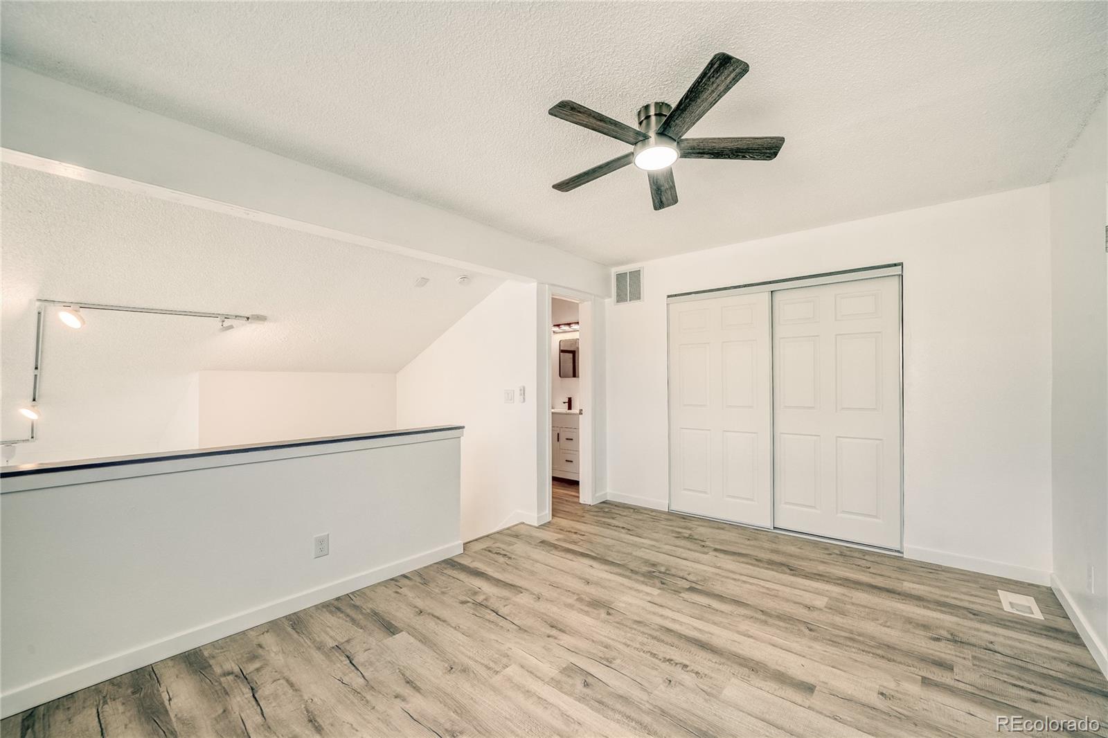 MLS Image #10 for 1825  kendall street 205,lakewood, Colorado