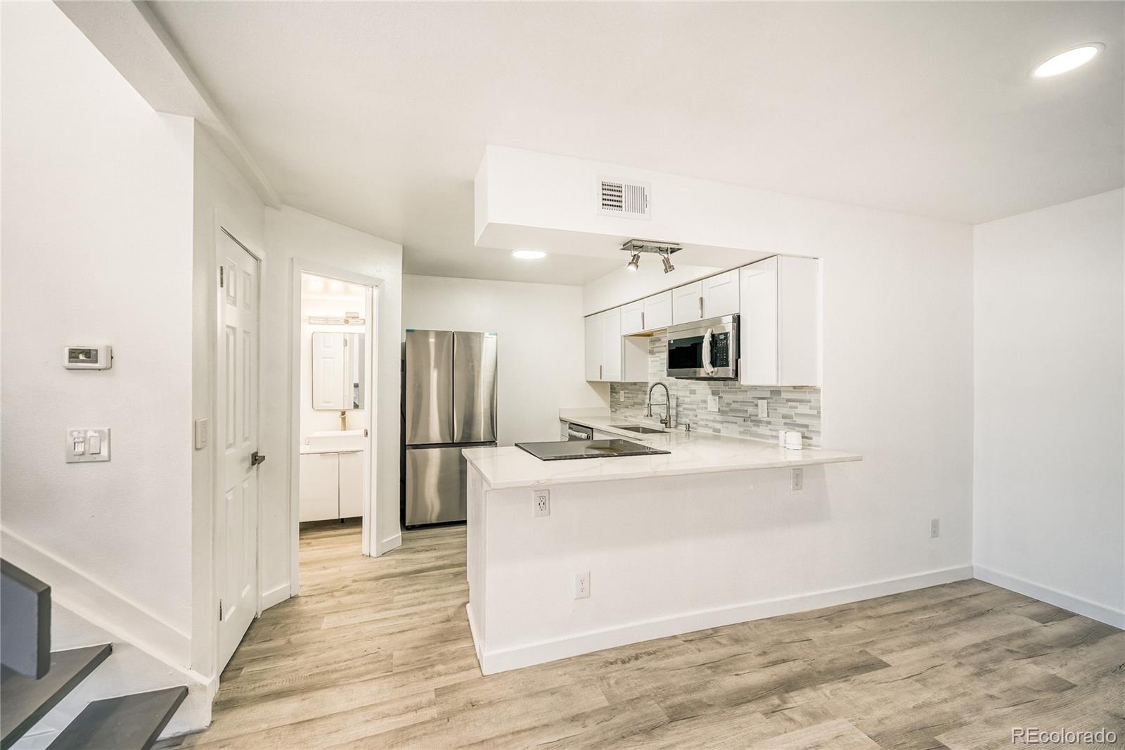 MLS Image #2 for 1825  kendall street 205,lakewood, Colorado