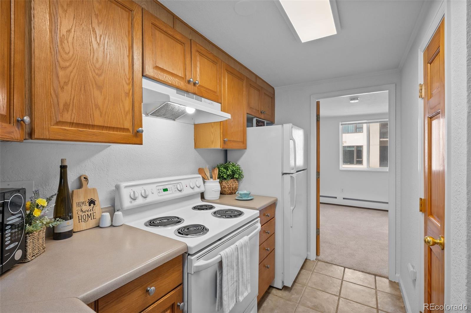 MLS Image #16 for 336 n grant street 405,denver, Colorado