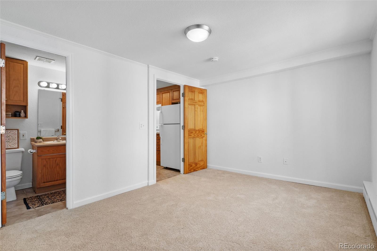 MLS Image #23 for 336 n grant street 405,denver, Colorado