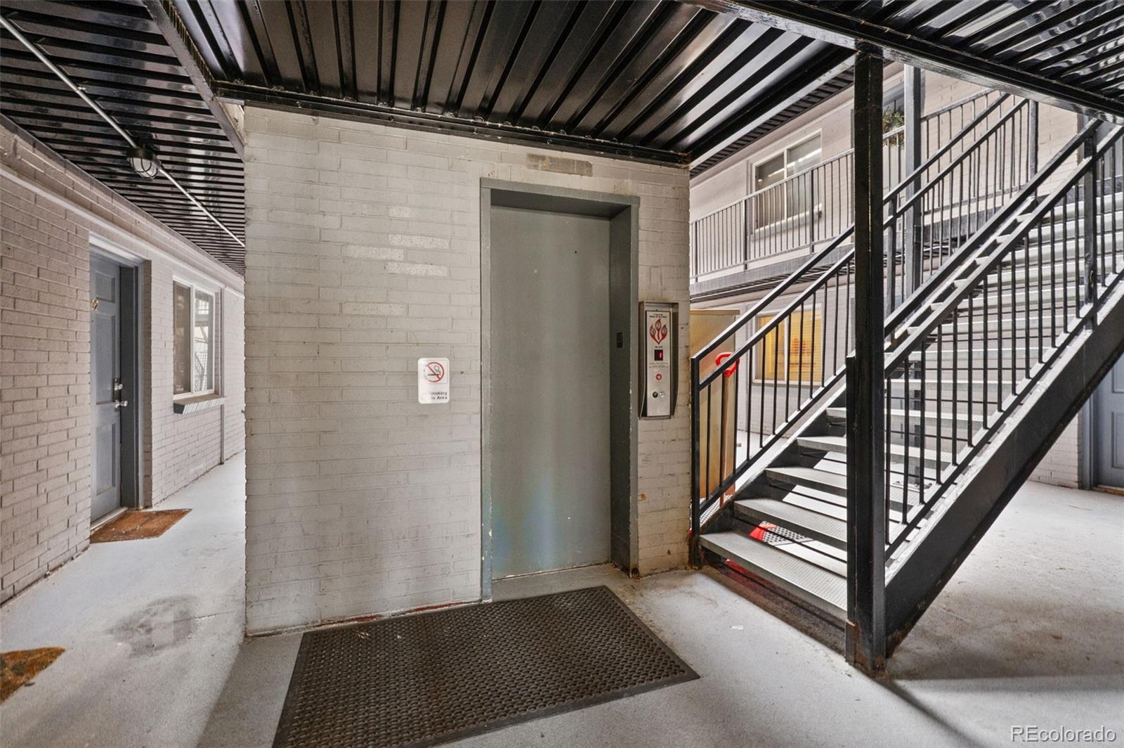 MLS Image #3 for 336 n grant street 405,denver, Colorado